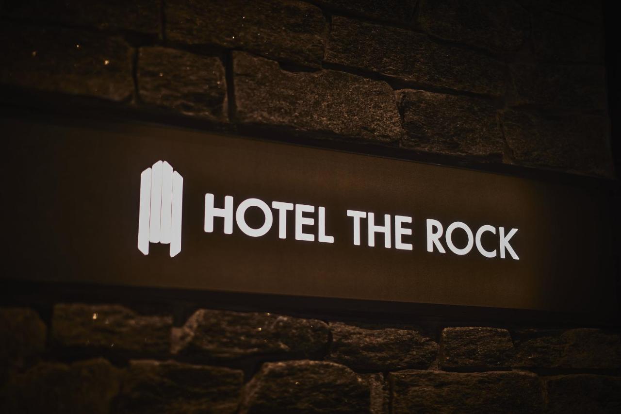 Hotel The Rock Osaka Exteriör bild